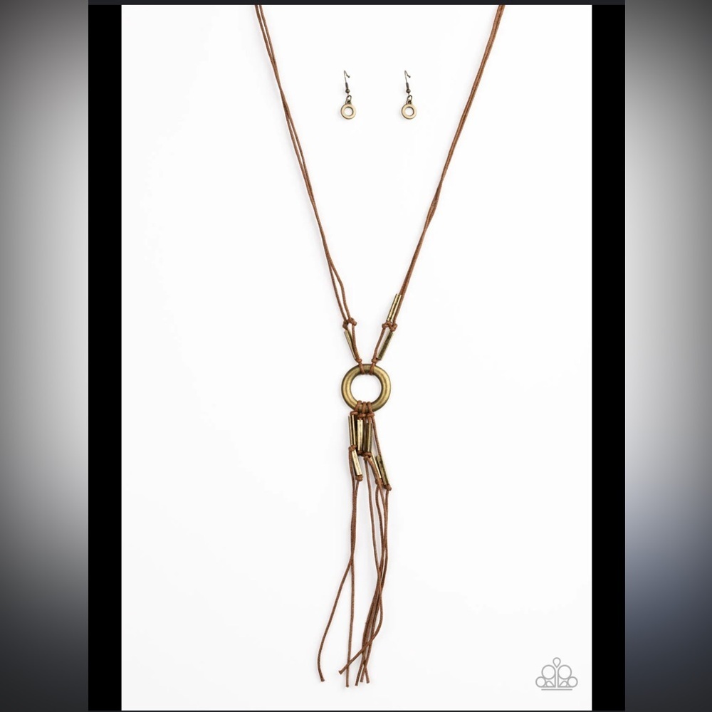 5/$25 Paparazzi Tasseled Trinket necklace